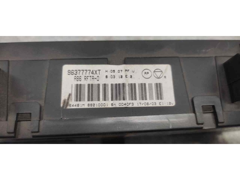 Recambio de mando climatizador para citroën c3 1.4 premier referencia OEM IAM 96377774XT  