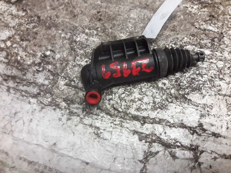 Recambio de bombin embrague para fiat fiorino referencia OEM IAM 55196189  