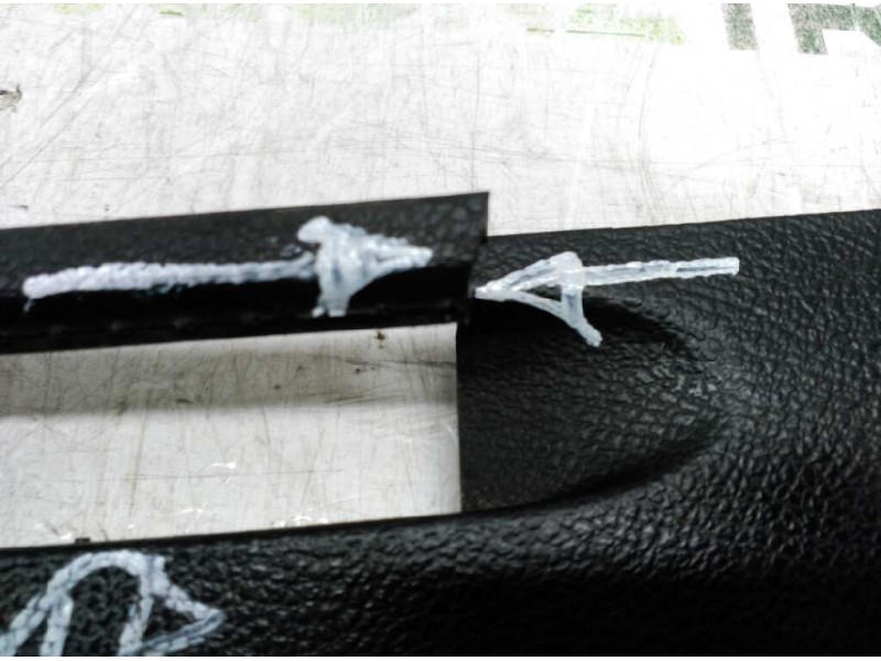 Recambio de torpedo para opel zafira a blue line referencia OEM IAM 90590757  