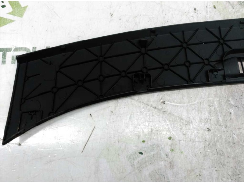 Recambio de torpedo para opel zafira a blue line referencia OEM IAM 90590757  