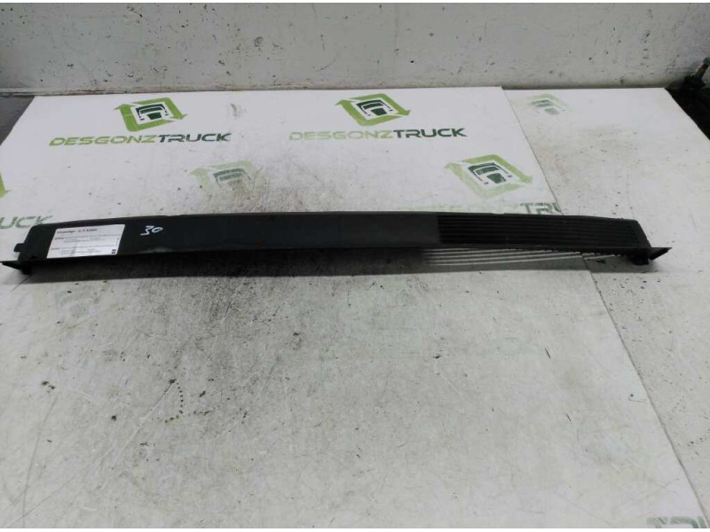 Recambio de torpedo para opel zafira a blue line referencia OEM IAM 90587352 09175093 EXTERIOR