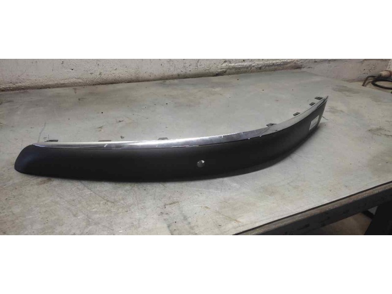 Recambio de molduras delanteras para peugeot 607 (s2) referencia OEM IAM 9649009577  