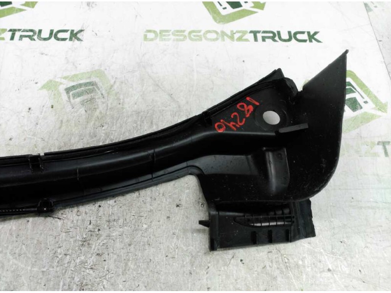 Recambio de torpedo para opel zafira a blue line referencia OEM IAM 90587352 1836064 INTERIOR