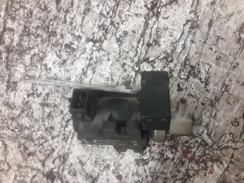 Recambio de valvula aire adicional para opel astra g berlina club referencia OEM IAM 72190338 2 PINS 