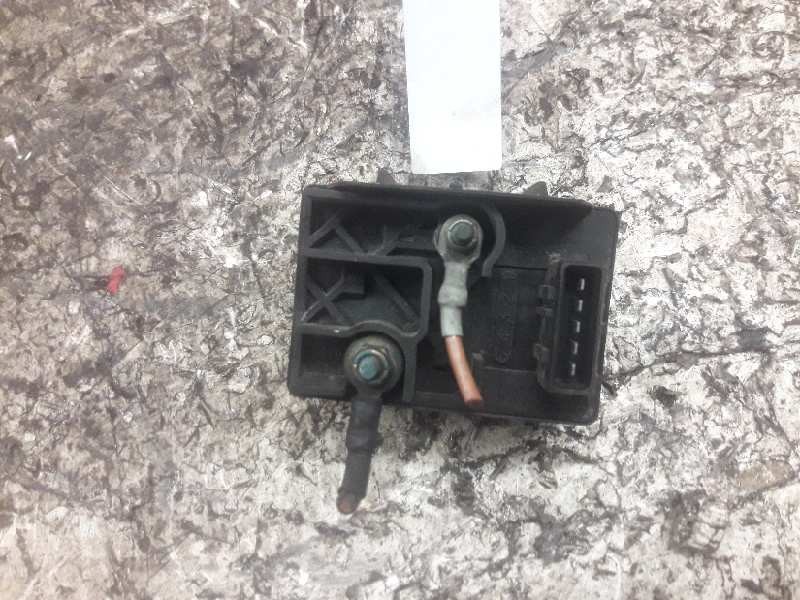 Recambio de caja precalentamiento para citroën xsara berlina 1.9 td exclusive referencia OEM IAM 962520380 5 PINS 