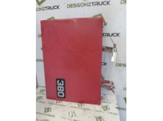 Recambio de moldura trasera cabina para volvo fh 12 asta 1993 e1 fsa  4x2 e1 largo globetrotter (lhh2, l2h2) referencia OEM IAM 