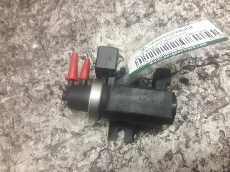 Recambio de valvula aire adicional para bmw serie 3 berlina (e46) 320d referencia OEM IAM 72279600 2 PINS 