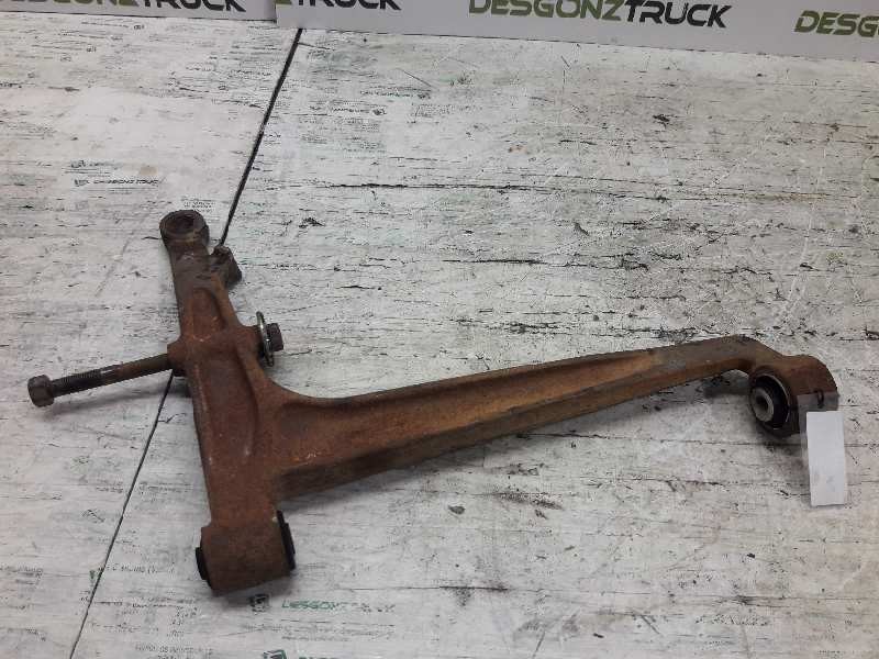 Recambio de brazo suspension inferior delantero derecho para volkswagen t4 transporter/furgoneta (mod. 1991) referencia OEM IAM 