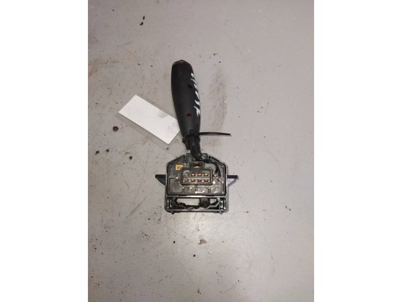 Recambio de mando limpia para nissan cabstar 01.04 referencia OEM IAM   