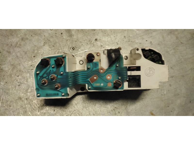 Recambio de cuadro instrumentos para alfa romeo 156 1.9 jtd 16v distinctive referencia OEM IAM 50340002050  