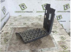 Recambio de peldaño izquierdo para mercedes-benz sk / om 422 3028 bm 623/625 8x4/4 s (corto) referencia OEM IAM 6416662228  