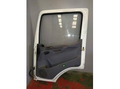 Recambio de puerta delantera derecha para mercedes-benz axor 2-ejes 18 ton 2004 referencia OEM IAM    2