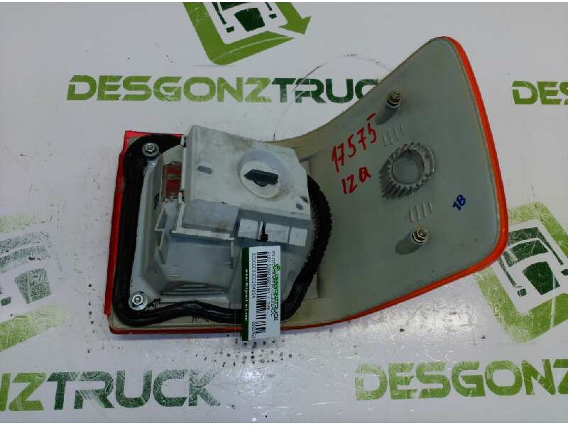 Recambio de piloto trasero izquierdo para audi 80/90 (893) 80 referencia OEM IAM 893945217  