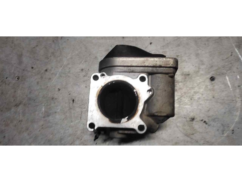 Recambio de caja mariposa para volkswagen polo (9n1) conceptline referencia OEM IAM 036133062  