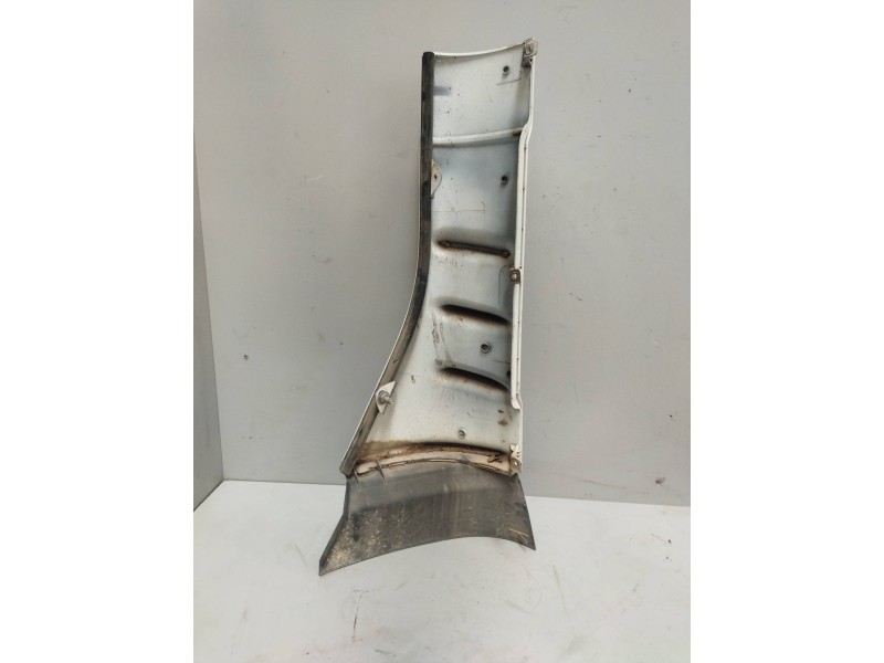 Recambio de deflector derecho para iveco stralis (ad/at) 7.8 diesel referencia OEM IAM   