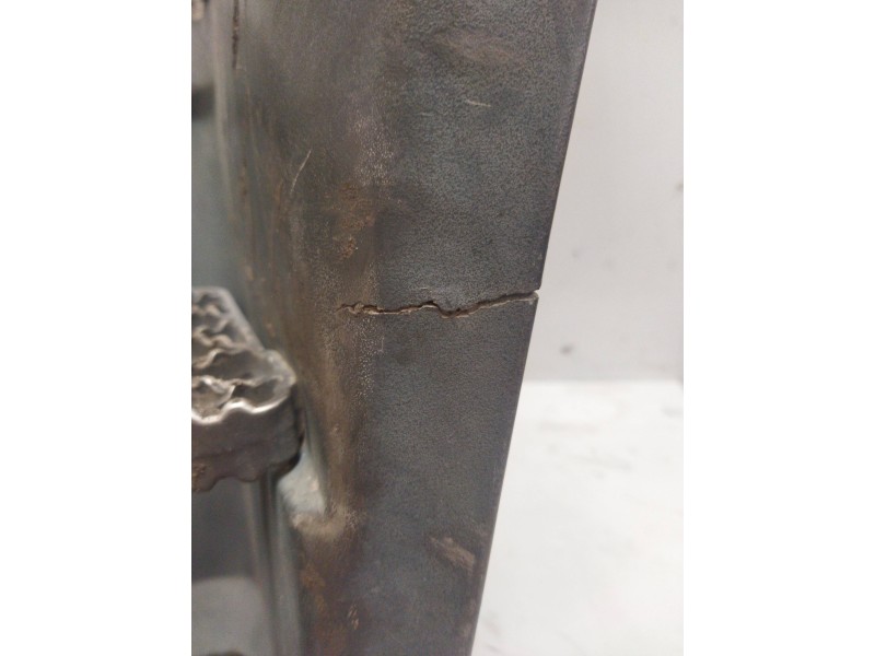 Recambio de peldaño izquierdo para iveco eurotech (mt) referencia OEM IAM   