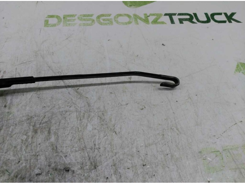 Recambio de brazo limpia delantero izquierdo para nissan terrano/terrano.ii (r20) avenue referencia OEM IAM 288808F000  