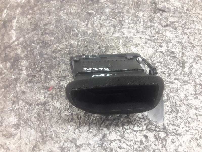 Recambio de difusor calefaccion para volkswagen passat berlina (3c2) advance referencia OEM IAM 3C2819701D DELANTERO IZQUIERDO 