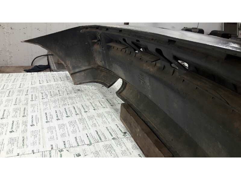 Recambio de paragolpes trasero para ford fiesta berlina básico referencia OEM IAM   