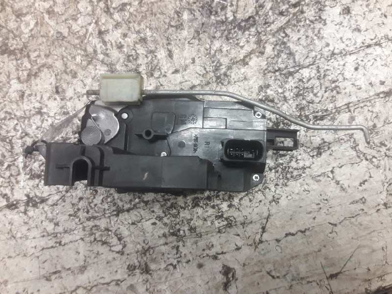 Recambio de cerradura puerta delantera derecha para opel vectra c berlina comfort referencia OEM IAM 24447341 5 PINS 