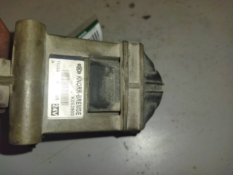 Recambio de valvula aire para renault serie d referencia OEM IAM K053900  