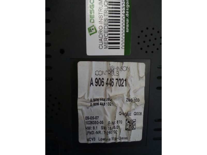 Recambio de cuadro instrumentos para mercedes trucks sprinter 410 d referencia OEM IAM A9064467021  