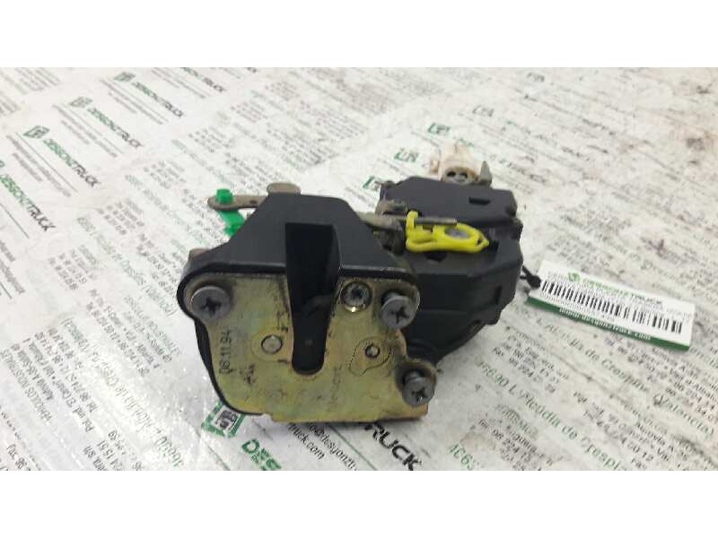Recambio de cerradura puerta trasera izquierda para toyota carina (t19) 2.0 berlina referencia OEM IAM  ELECTRICA 