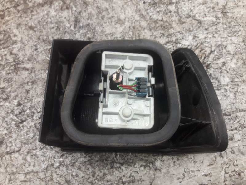 Recambio de piloto trasero izquierdo para citroën xantia berlina 1.9 td exclusive referencia OEM IAM   