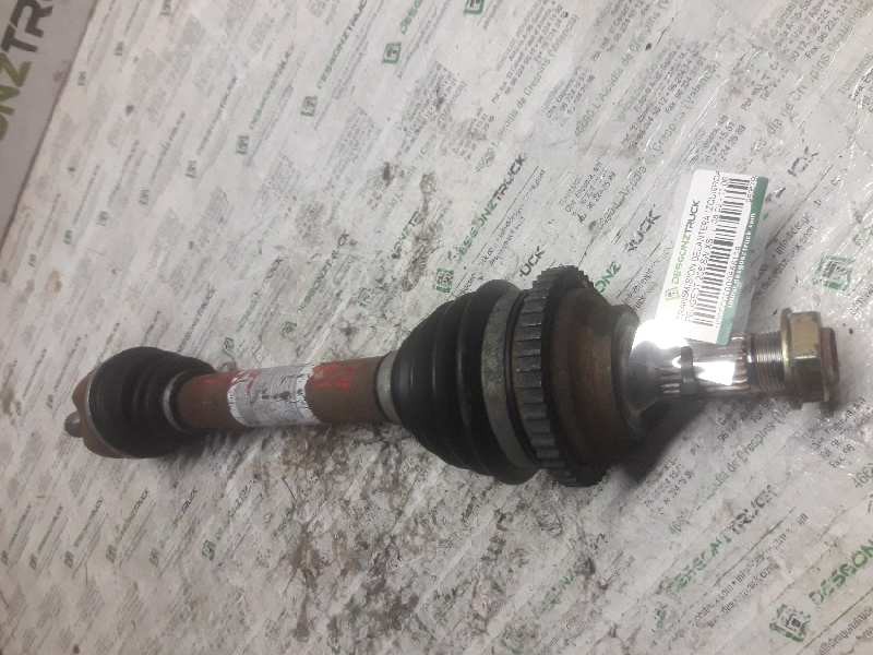 Recambio de transmision delantera izquierda para peugeot 206 sw xs referencia OEM IAM 9636798680  