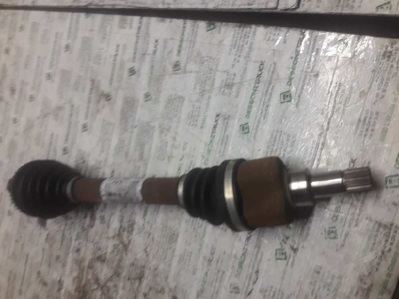 Recambio de transmision delantera izquierda para peugeot 206 sw xs referencia OEM IAM 9636798680  