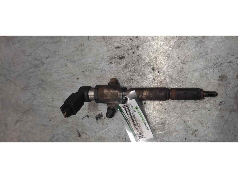 Recambio de inyector para renault scenic ii 1.5 dci diesel referencia OEM IAM 8200380253 2 PINS 