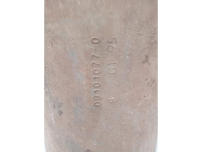 Recambio de silenciador trasero para nissan trucks m m-90.150 referencia OEM IAM 09101077  