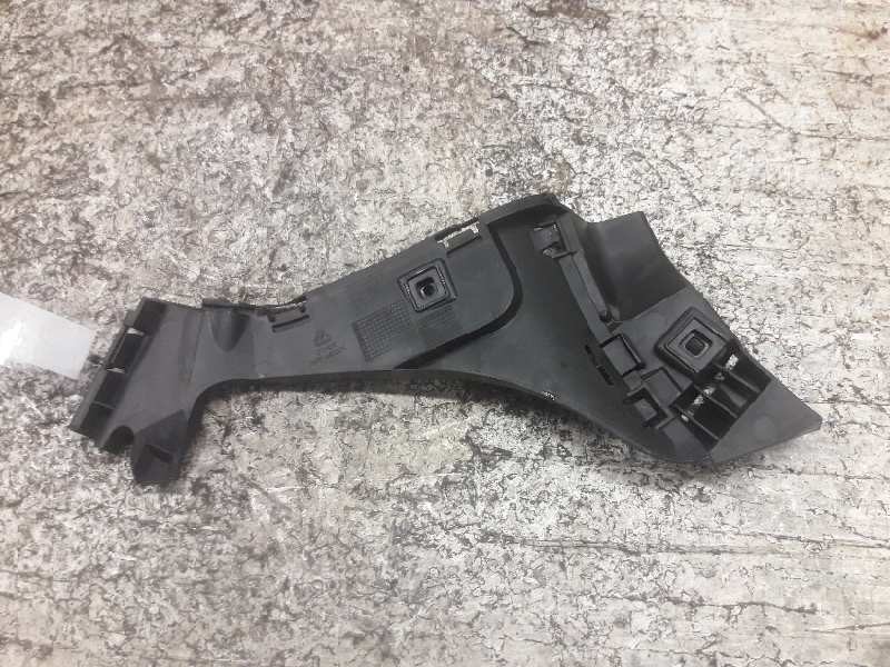 Recambio de soportes paragolpes para volvo c30 d5 r-design referencia OEM IAM 30655937 TRASERO IZQUIERDO 
