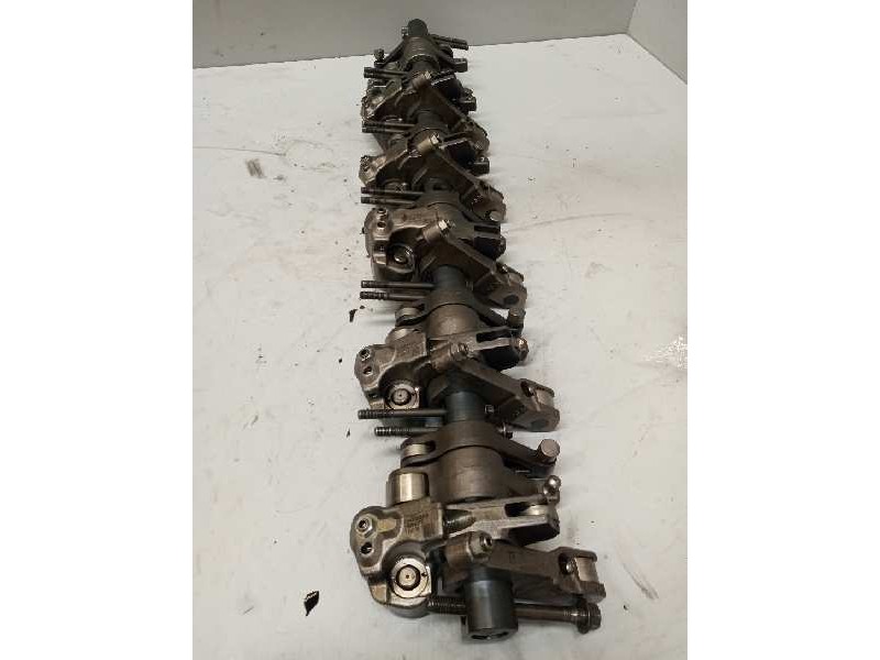 Recambio de eje balancines para volvo fh xxx fg 4x2 low corto referencia OEM IAM   