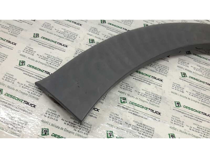 Recambio de aletin delantero izquierdo para tata safari 1.9 referencia OEM IAM 269981506340  