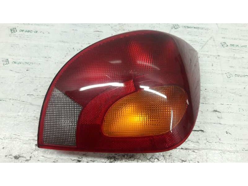 Recambio de piloto trasero derecho para ford fiesta berlina básico referencia OEM IAM 96FG13N004AA  