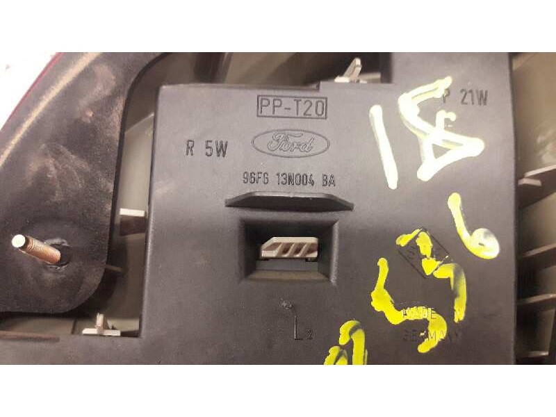 Recambio de piloto trasero izquierdo para ford fiesta berlina básico referencia OEM IAM 96FG13N004BA  