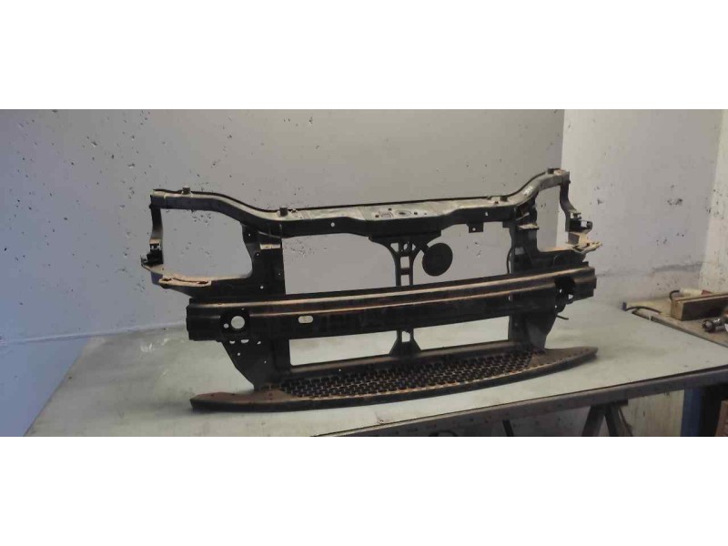 Recambio de panel frontal para hyundai accent (mc) gl referencia OEM IAM   