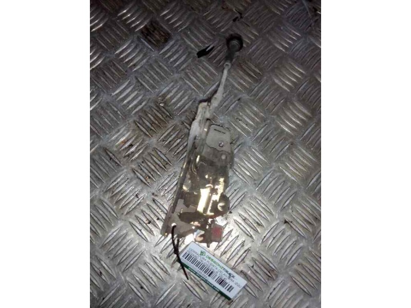 Recambio de cerradura puerta delantera izquierda para pegaso trucks ekus 100-40 referencia OEM IAM   