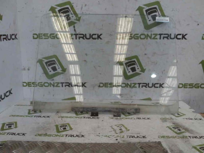 Recambio de luna delantera derecha para pegaso trucks ekus 100-40 referencia OEM IAM   