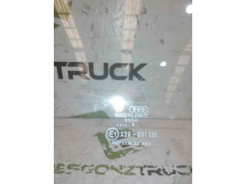 Recambio de luna delantera derecha para pegaso trucks ekus 100-40 referencia OEM IAM   