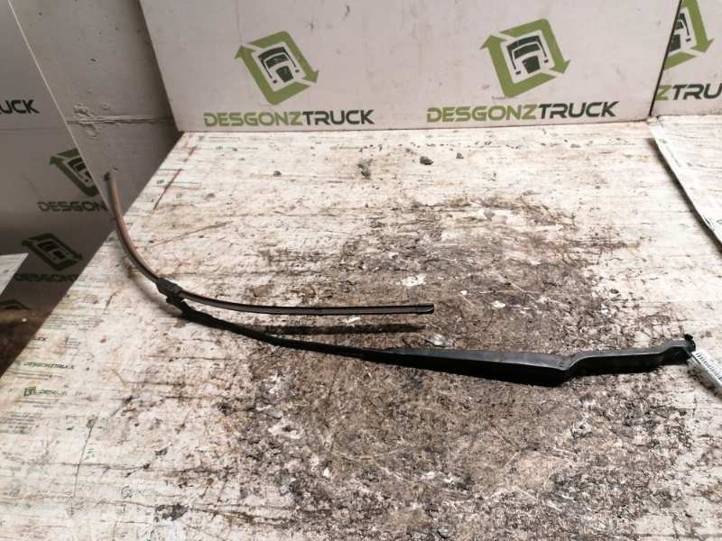 Recambio de brazo limpia delantero izquierdo para renault espace iv (jk0) grand espace initiale referencia OEM IAM 8200014895D  