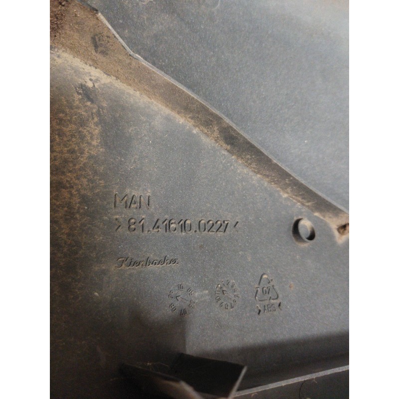 Recambio de puntera paragolpes delantero izquierda para man tg - a 18.xxx 12.4 diesel referencia OEM IAM 81416100227  