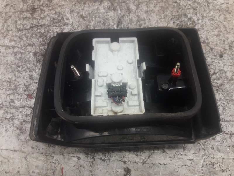 Recambio de piloto trasero derecho para renault 19 (b/c/l53) 1.2 referencia OEM IAM   