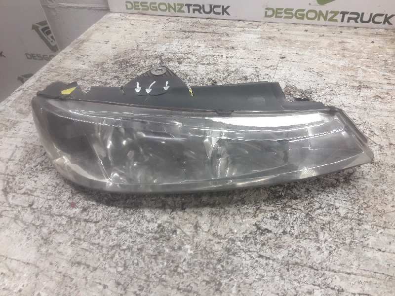 Recambio de faro derecho para peugeot 406 berlina (s1/s2) srdt referencia OEM IAM 0301175002  