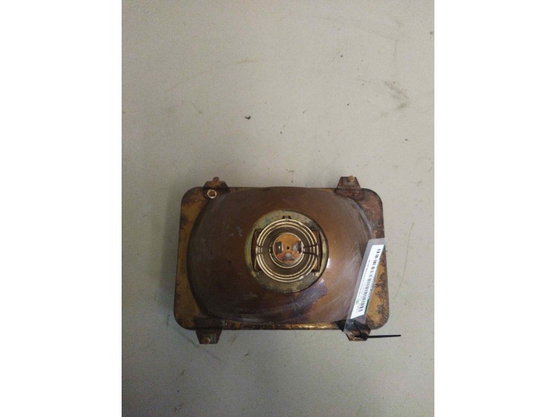 Recambio de faro izquierdo para ebro trucks p137 referencia OEM IAM   