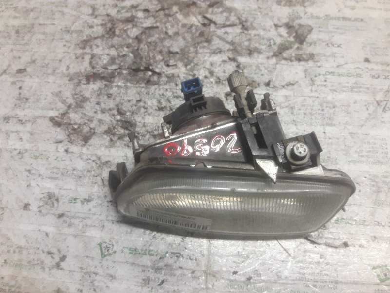 Recambio de faro antiniebla izquierdo para citroën saxo 1.4 sx referencia OEM IAM 9618343580 2 PINS 