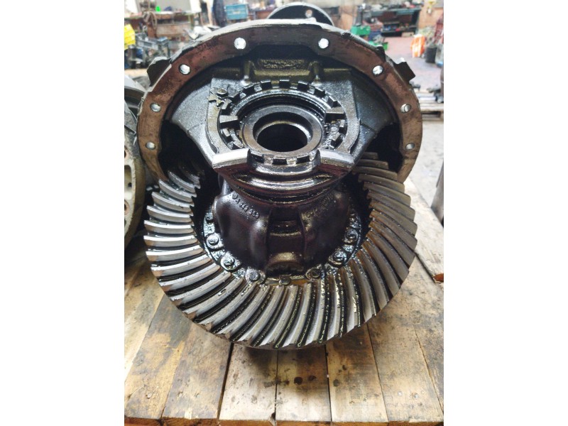 Recambio de grupo para mercedes trucks bus ..... referencia OEM IAM A6293504100 0004016409 RARTIO:47:9/1=5.222