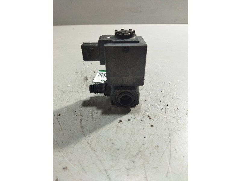 Recambio de valvula aire para renault midlum referencia OEM IAM 23439998  ELECTROVALVULA
