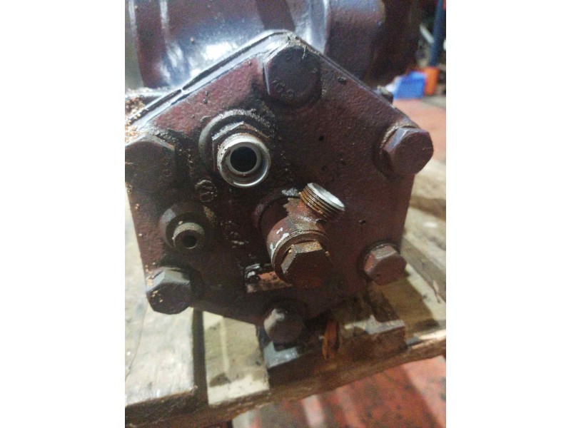 Recambio de caja direccion para iveco eurotech cursor (mh) 7.8 diesel referencia OEM IAM 41028790 8098955370 